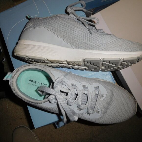 Easy Spirit Shoes - 9.5m easy spirit SKIP2 SNEAKER LIGHT GRAY